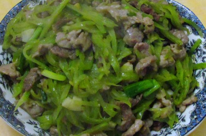 青笋肉丝