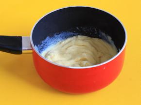 注意一定要把牛奶、玉米面煮熟。