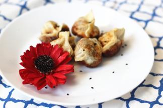 烤箱220度烤20分钟，吃上一口皮脆柔嫩，完全可以占领夜宵的市场。