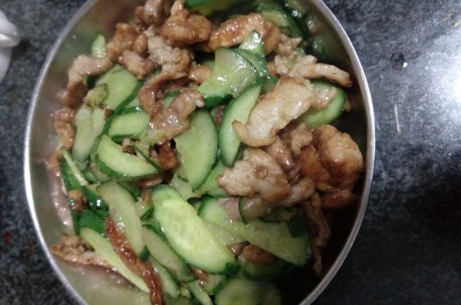 黄瓜炒肉