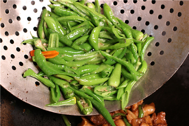 农家小炒肉：我没你想象中的那么简单