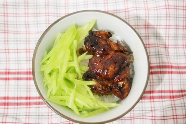 十元钱拯救吃土少年