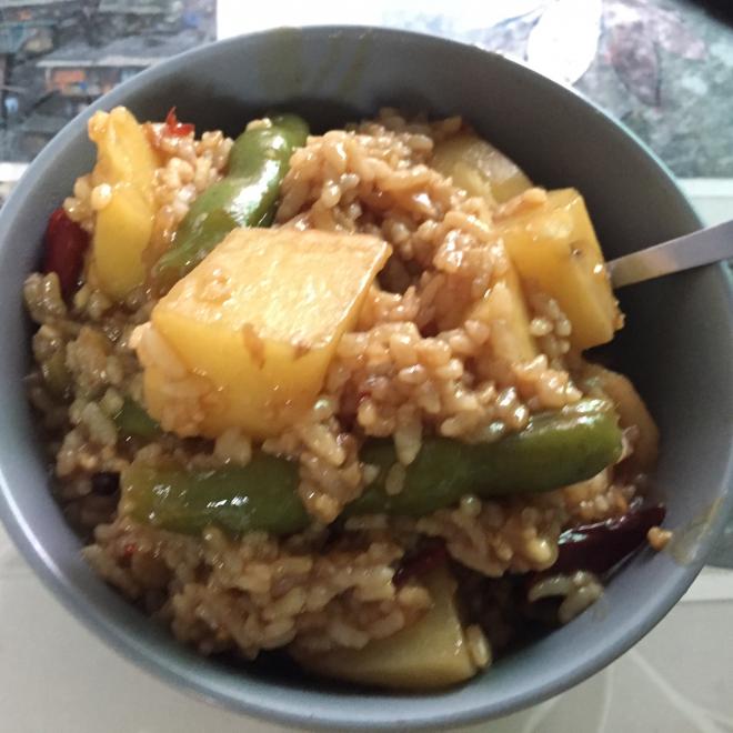 土豆豆角焖饭