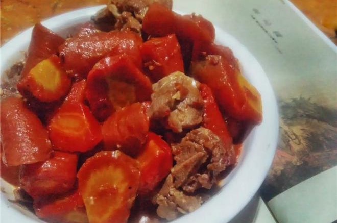 红萝卜烧排骨