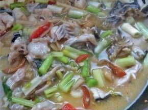 混合煮两分钟后，准备起锅