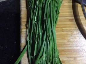 韭菜洗净