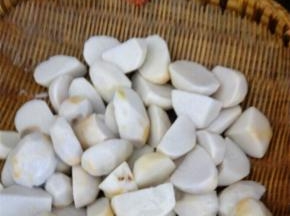 准备好食材，一一洗净