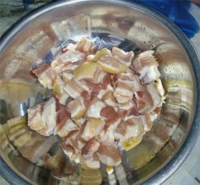 准备好食材，一一洗净