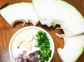 这道菜的主食材如下。