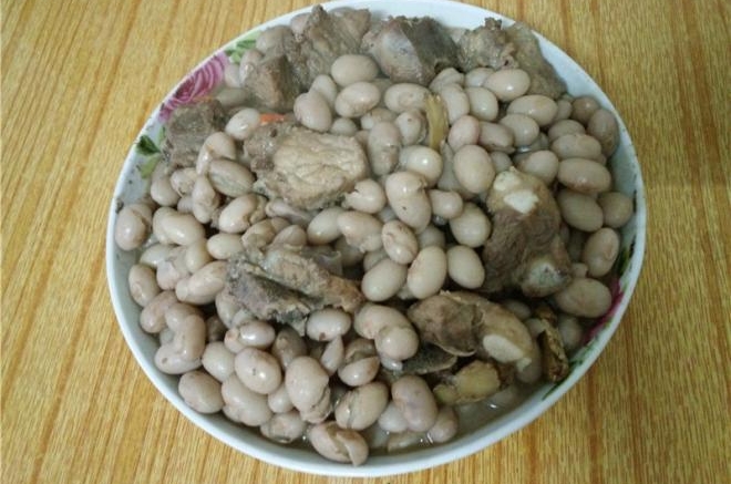 花豆焖排骨