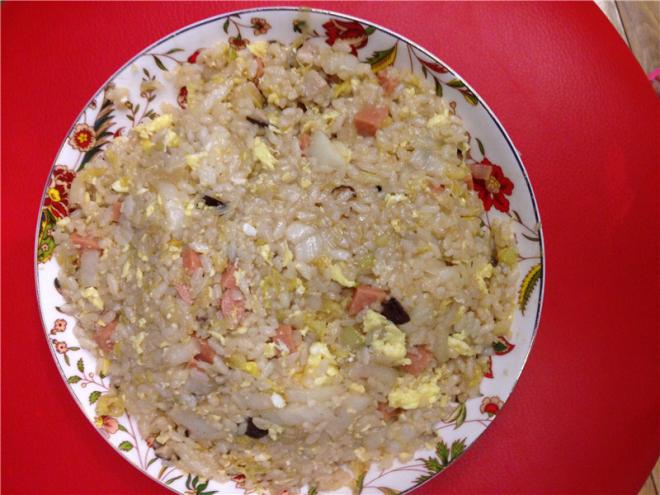 蘑菇白菜蛋炒饭