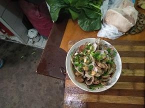 撒上葱花，即可。