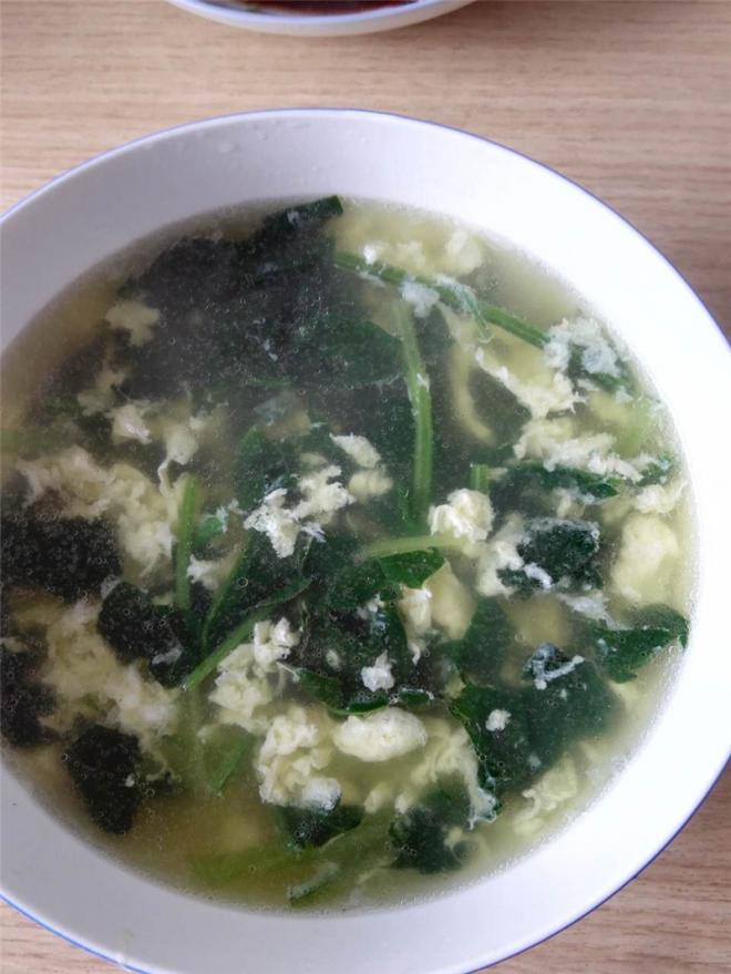 菠菜蛋花汤