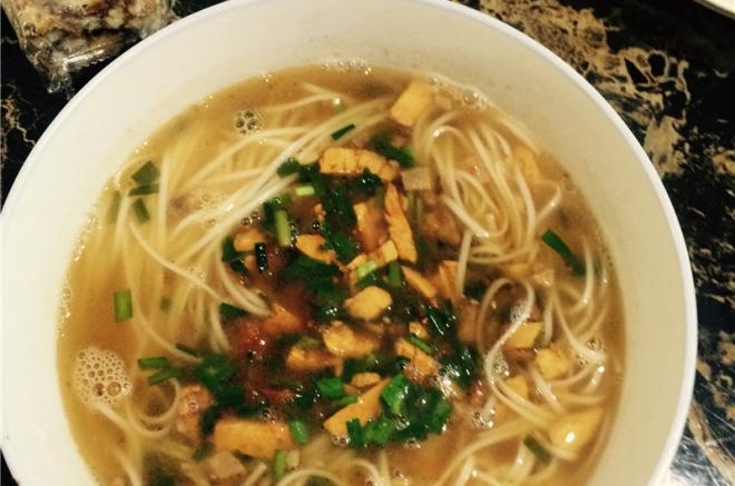 冻西红柿豆腐面