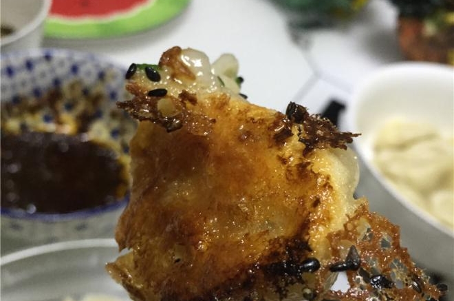 饺子生煎