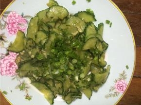 待黄瓜炒好后盛出