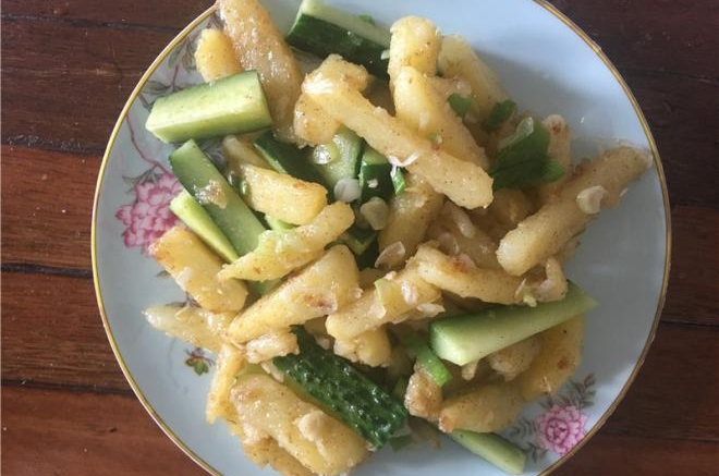 土豆黄瓜条
