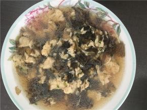 鸡蛋煮好后，盛出