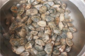 花甲买来泡水吐沙子