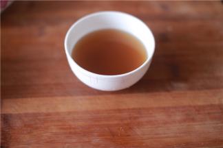 生抽，陈醋，糖调汁