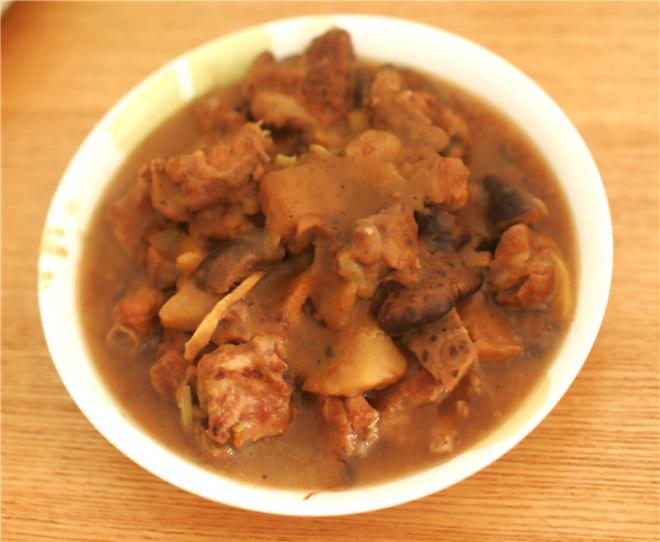 土豆炖排骨