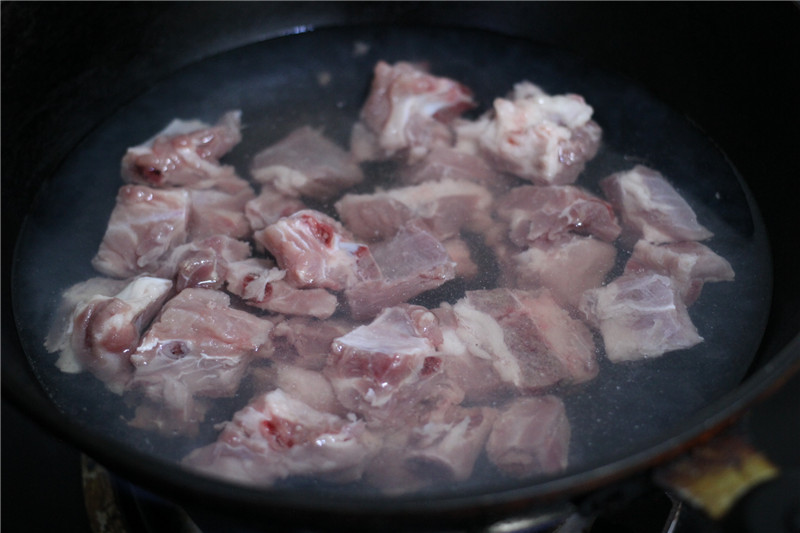 寂寞冷夜，最暖不过一锅排骨玉米浓汤