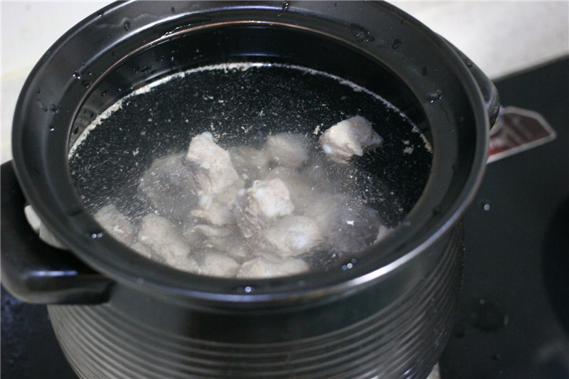 寂寞冷夜，最暖不过一锅排骨玉米浓汤