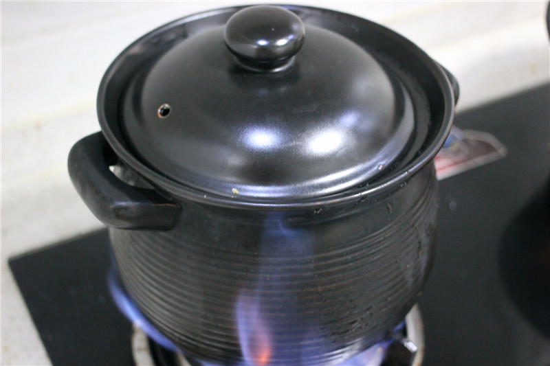 寂寞冷夜，最暖不过一锅排骨玉米浓汤