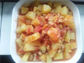 加点盐收汁加入鸡精即可出锅。