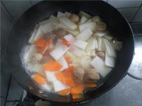 再放入冬瓜片。