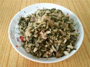 加入一些清水，烧开后，装盘即可