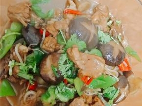 抄3分钟出锅即可，真的会香味飘满整个家的