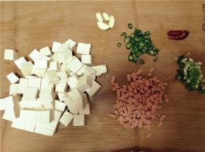 所需食材如下。