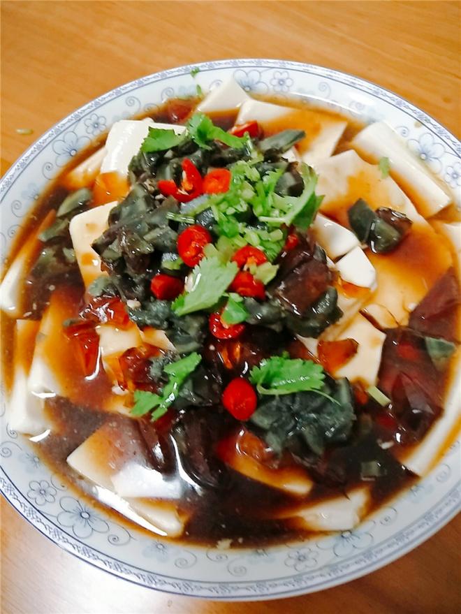皮蛋豆腐
