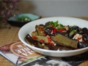 出锅，撒上葱花即可