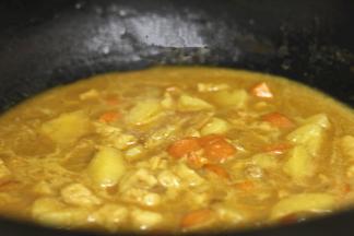 根据个人的口味加少许的胡椒粉和盐调味即可