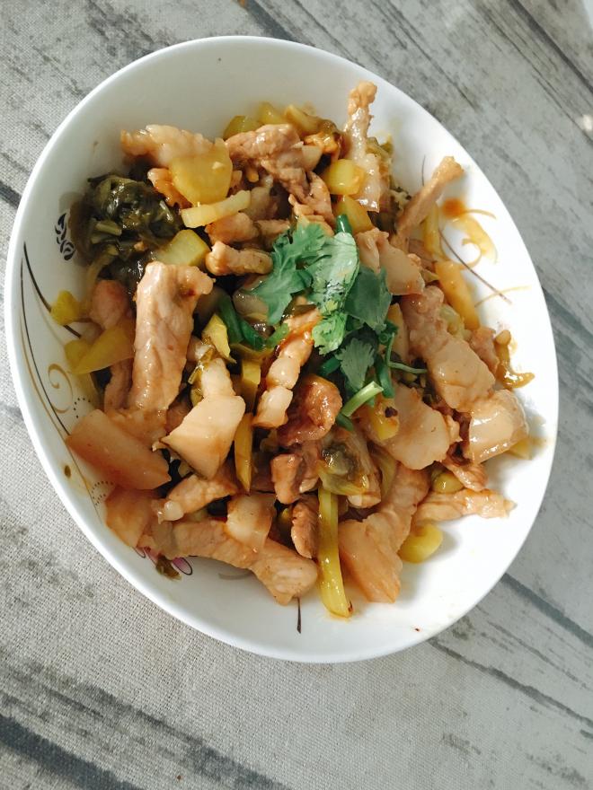 酸菜炒瘦肉