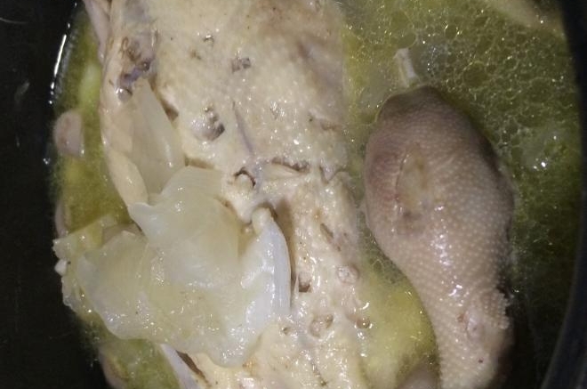 银耳鸡汤