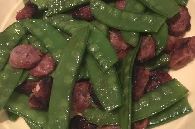 荷兰豆炒腊肠