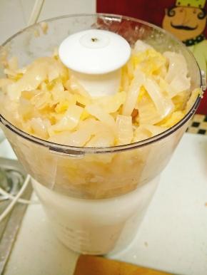 放入料理机打成泥。