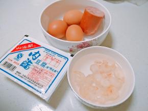 所需主食材如下。