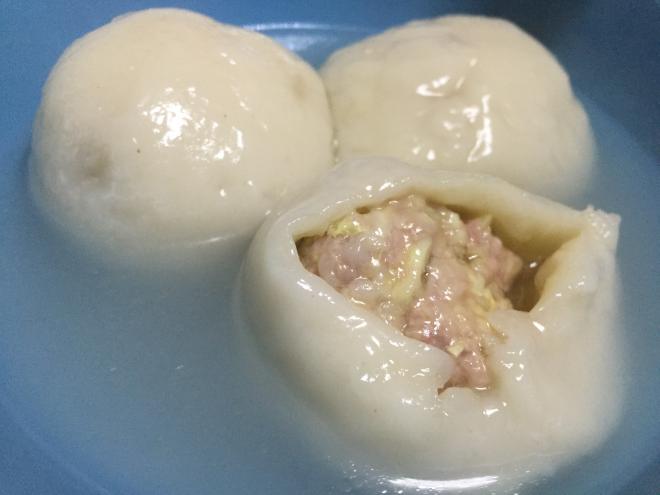 白菜肉汤圆