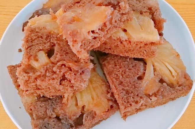 翻转菠萝布朗尼