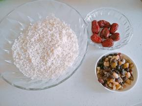 所需主食材如下。