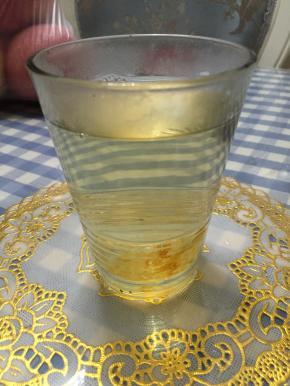 泡的时候取适量至于杯中，加入沸水即可