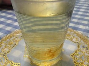 泡的时候取适量至于杯中，加入沸水即可