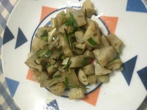 炒匀，大火收汁，即可出锅