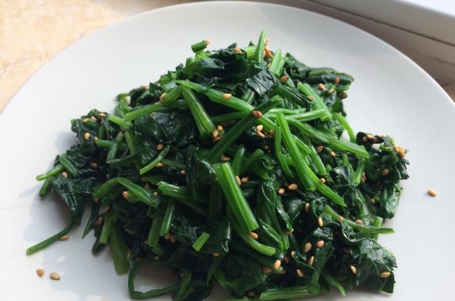 凉拌菠菜