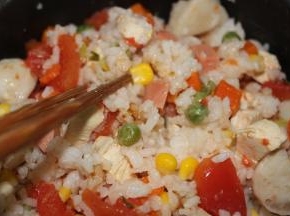 完成后加入适量盐搅拌