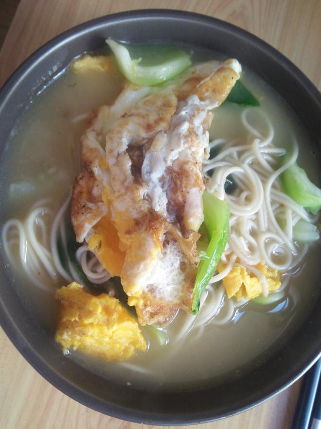 青菜鸡蛋面